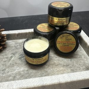 Dual Action Exfoliator for Physical and Chemical exfoliation of the face, good for anti aging.